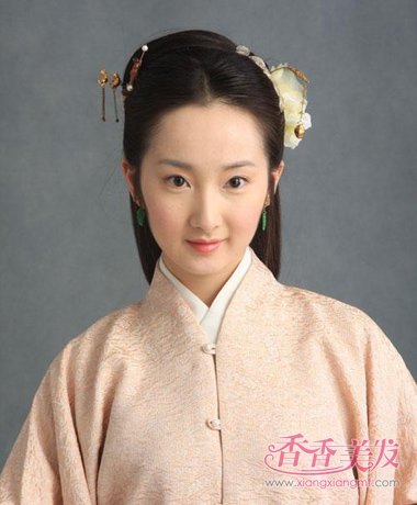 复古发型图解盘发方法 古装发型的盘法图解