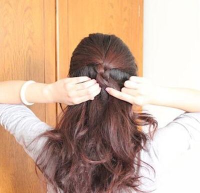 怎样盘不同的发型 日常盘发小发型图解步骤