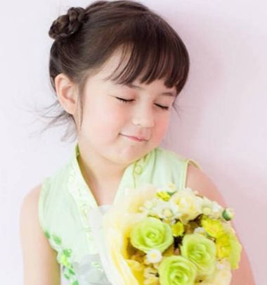小孩超短发发型扎法 短发女孩扎发发型图片(2
