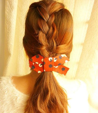 怎么扎露额头马尾辫 编麻花露额头的扎马尾(4