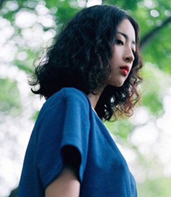 小卷蓬蓬头短烫发发型 短发烫小卷发型图片