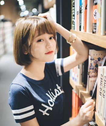 女生脸胖胖的适合什么发型 脸胖的人适合什么