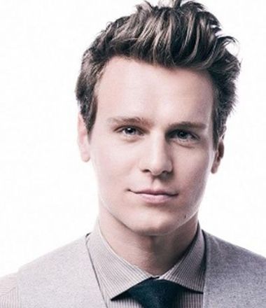 适合什么短发发型图片 国字脸男人超短发型图