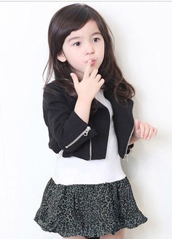 怎样发型适合12岁圆脸直发女孩的图片 小女孩发型图片