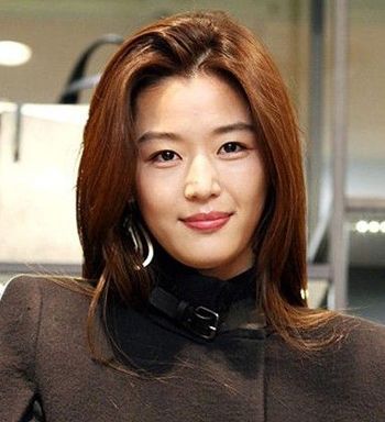 直发发型教程视频_图片女士直发短发怎样弄长发图解发型发簪图片