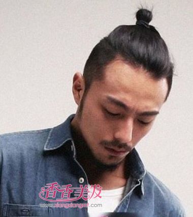 男士怎么扎辫子显成熟 日系男式辫子发型(4)