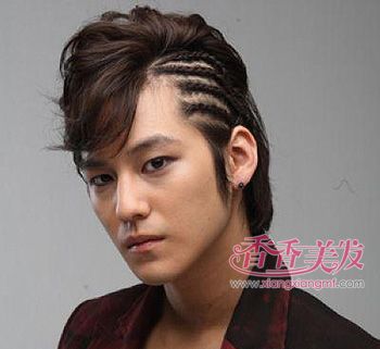 男生扎辫子怎么扎 男孩子扎马尾辫