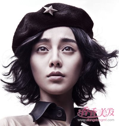 头发少女生短卷发发型 怎么把短发吹卷(2)