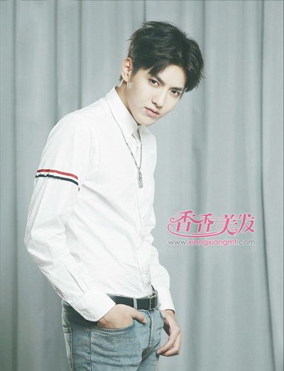 男生头发拉直后弄什么发型好看 拉直的男发型