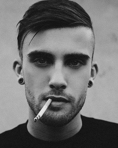 中国乒乓球队男队员的发型是什么发型 最新的