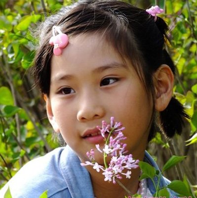 学生中短头发怎么扎 小学生短头发简单扎发