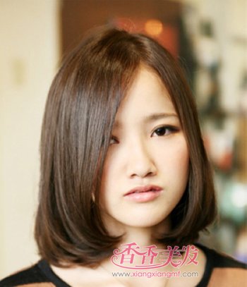 美发教学梨形脸适合哪种发型 梨形脸型与发型