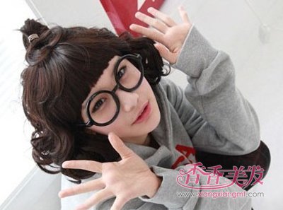 学生装的短发适合扎哪种头发 女学生短发怎么