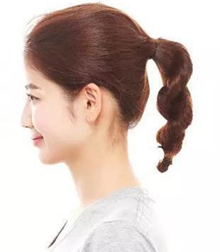 中直发简单扎头发步骤 日常直发扎头发造型教