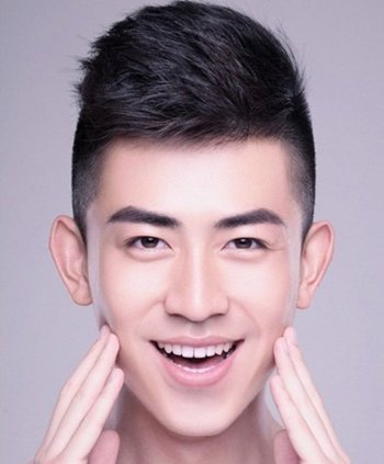 男士圆寸发型图片 男生帅气有型的寸头发型