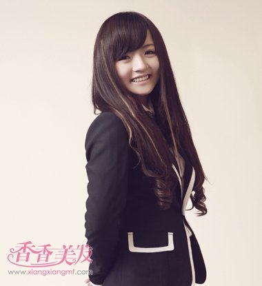 拉直头发好看还是烫卷好看 头发自然卷怎么弄