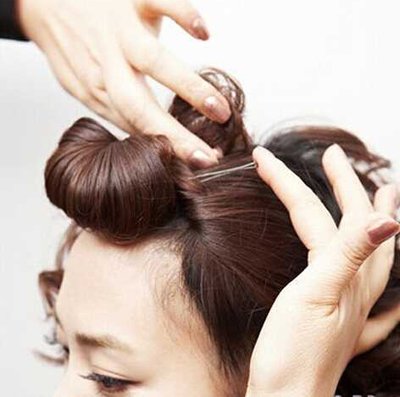 学生短发的梳法 学生怎么梳头好看短发