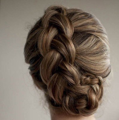 直发怎么扎蜈蚣辨可爱 中长直发最简单漂亮的