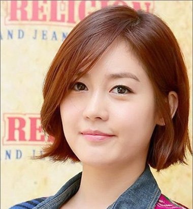 韩国中年女性直发短发发型 中年女子直发短发发型