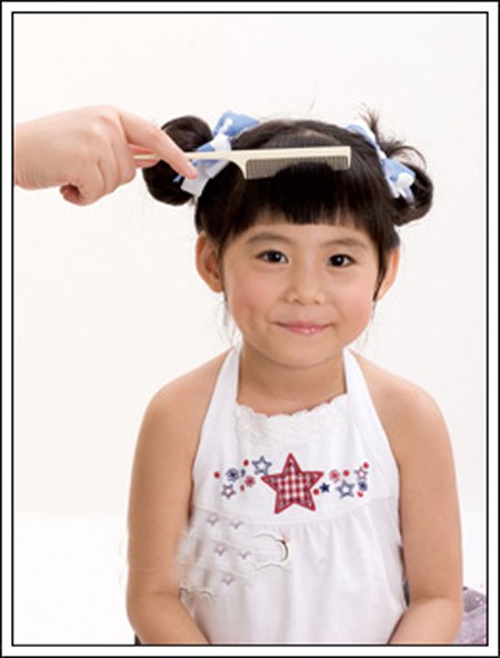 女童超短发如何设计 幼儿超短发扎法图片(3)