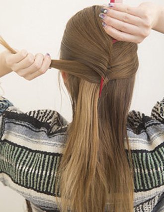 简单易学的直长发发型扎法 适合学生的漂亮直发发型扎法步骤