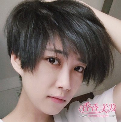 女学生花样短发 短发女学生装搭配