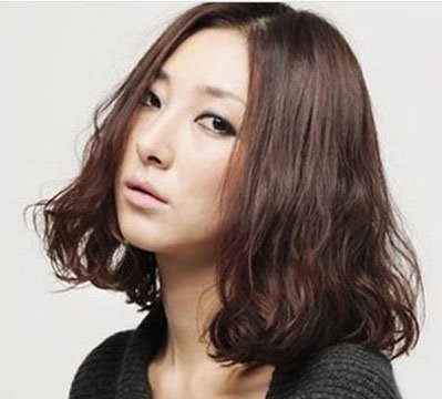 中年卷短头发 中年女性卷发短发发型图片