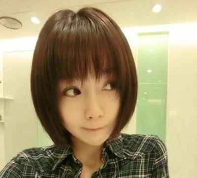 女中学生短头发 中短发简单的学生头发