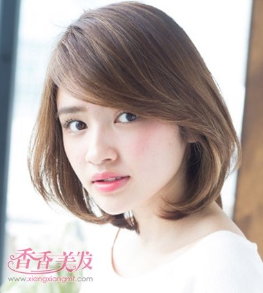 内扣直发好还是齐肩直发好看 如何将直发变为