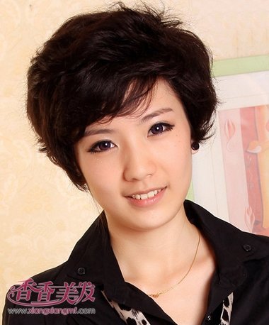 ... 老年妇女短发发型图片_中老年妇女短发发型图片下载