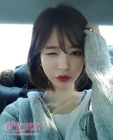 两鬓还是头发少适合长发女孩短发女生短头发图片齐耳少女或齐领马尾辫短发图片