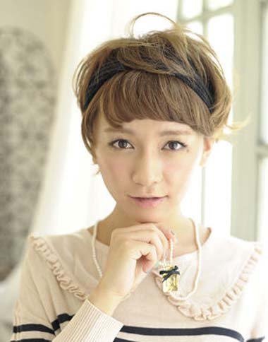 短发发箍怎么戴好看 超短发戴发箍方法