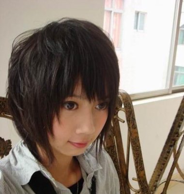 有什么适合初中生(女生)看的书?