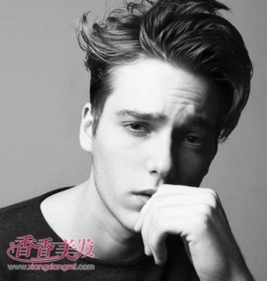 2017新发型男生帅+新发型+短发 三七分发型男