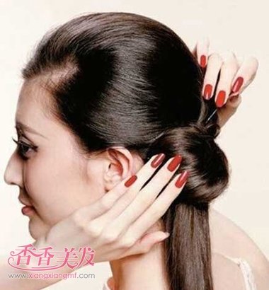 直发怎么扎头发好看又简单 长发怎样扎头发简