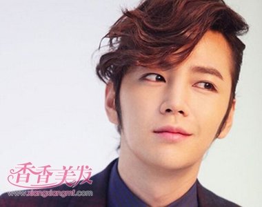 男额头短适合什么发型 男士发型图片短发学生头