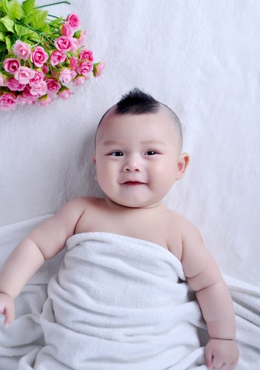 男婴儿帅气发型 男婴儿短发发型