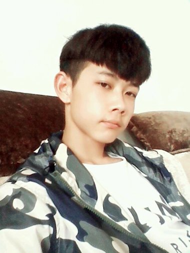 长方脸男生适合锅盖吗 男生唯美锅盖头的图片