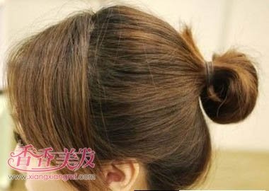 学生短头发怎么梳好看要自己梳的 学生中短发