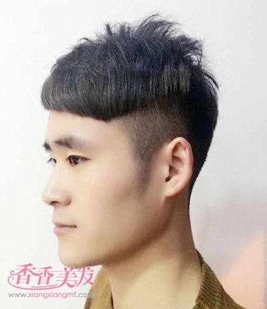 男两边推发型图片 男生两边剃掉的发型怎样做