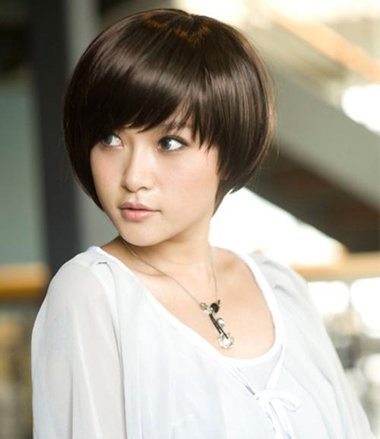 大脸女生适合什么样直发型 适合大脸的直发发