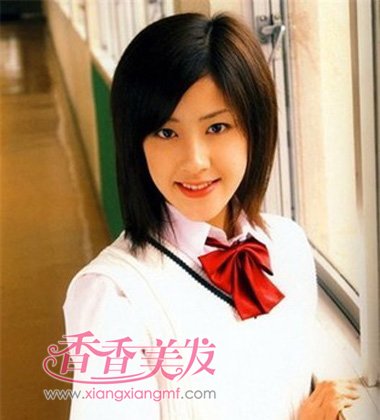 中学生女生短发发型图片 学生短发型图片女生