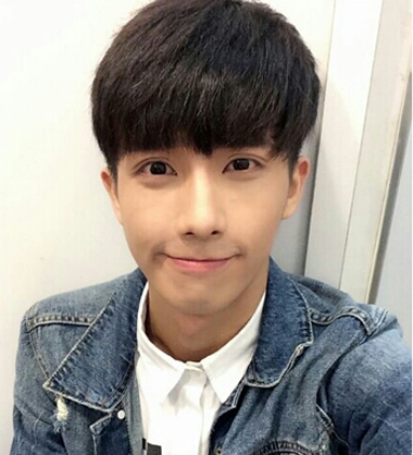 男孩自学做发型 适合自己的发型