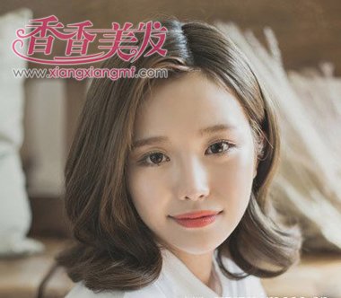 2016流行短款卷发发型图片 卷短发发型图片2