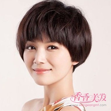 瘦小方脸的女生适合多长的头发 头发怎么分显