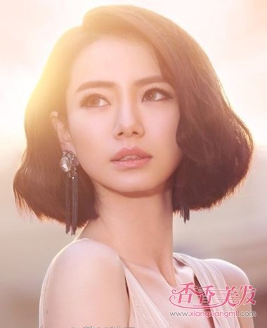 脸胖的女生适合什么露耳朵发型 脸胖美女发型