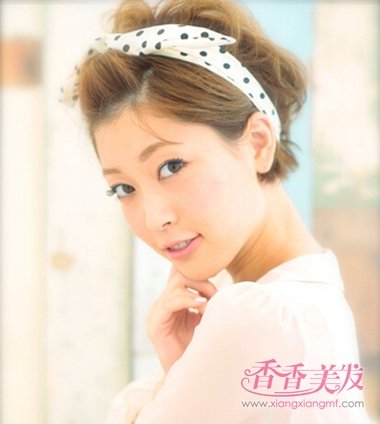 矮胖短发如何带发箍 胖人圆脸短发头型图片