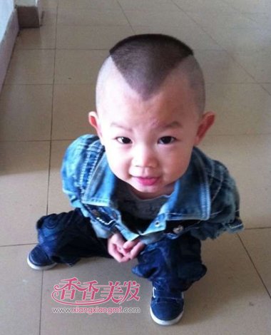 小孩子最流行的男童发型 男孩瓜子发型图片(4
