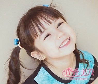 儿童好看发型的梳法教程 儿童梳头粉碎发型图