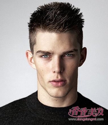 2017短发最新发型裁剪方脸型 方脸适合的短发